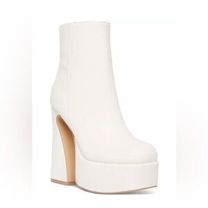 BRAND NEW Madden Girl White Booties